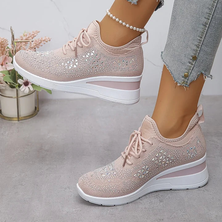 Amelia - Damskie białe sneakersy z kryształkami