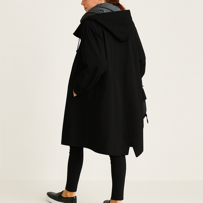 Laura – Długa Kurtka z Kapturem o Prostym Kroju