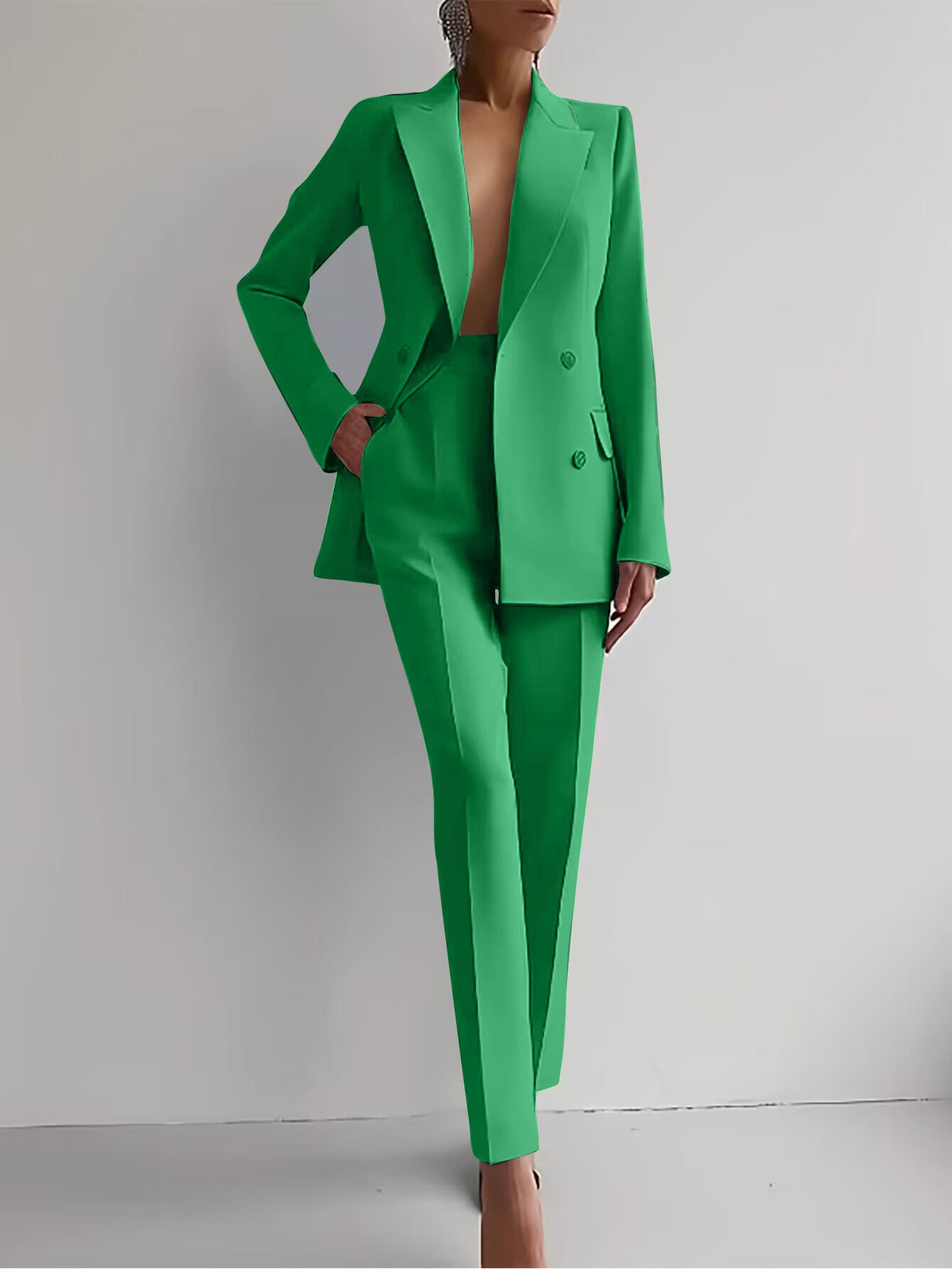 Carlotta – Elegant Women's Suit - Image 2