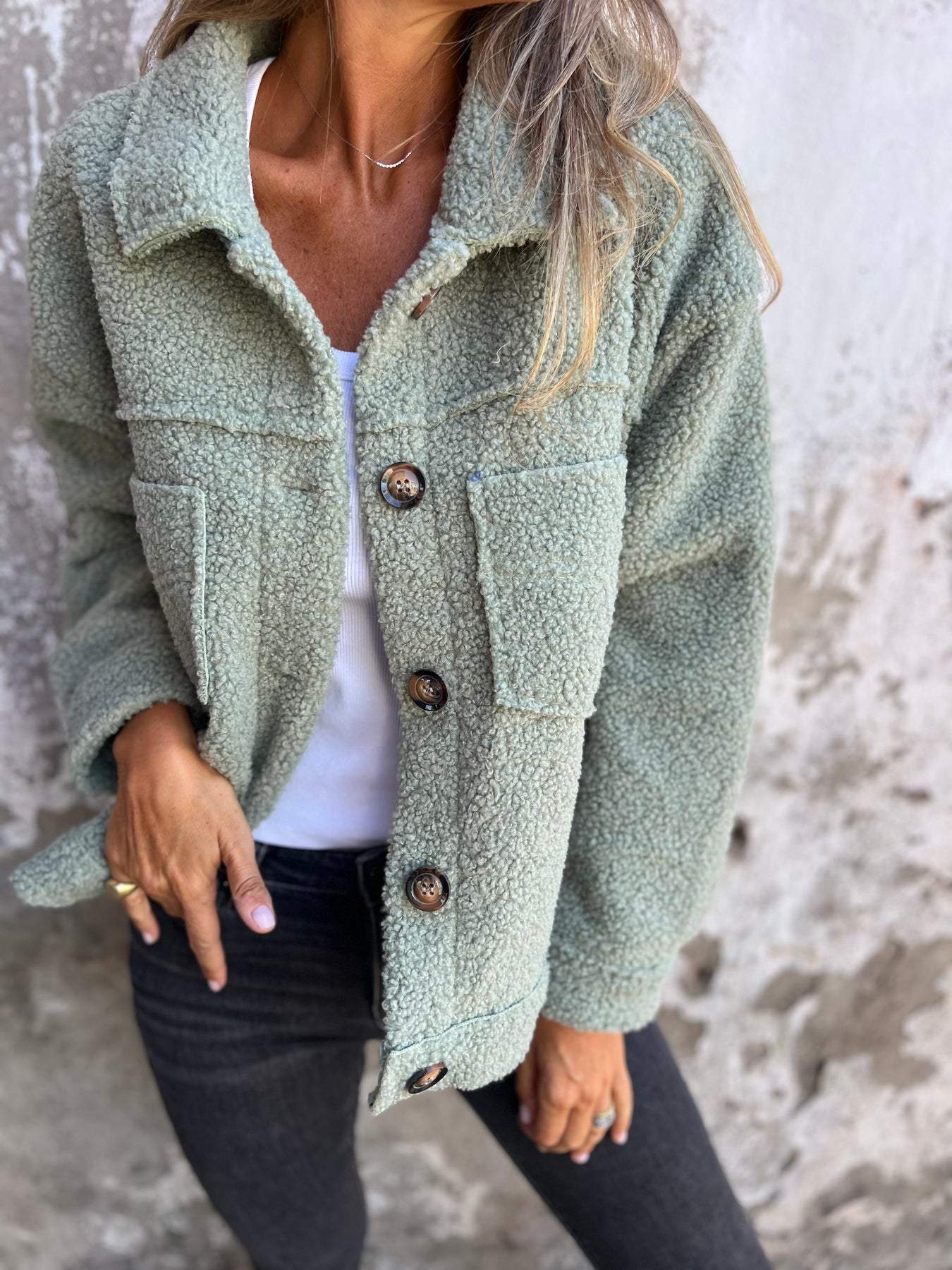 Natalia – Przytulna kurtka damska z miękkiego pluszu typu teddy