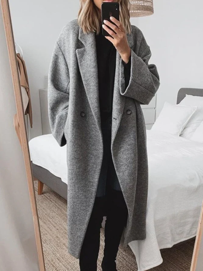 Płaszcz damski o luźnym kroju z dwurzędowym zapięciem i eleganckim wykończeniem | L&V - 1 - Livia-Moda