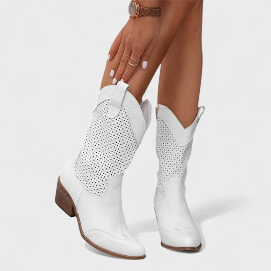 Damskie buty w stylu westernowym z perforowanym wzorem i obcasem blokowym | L&V - 3 - Livia-Moda