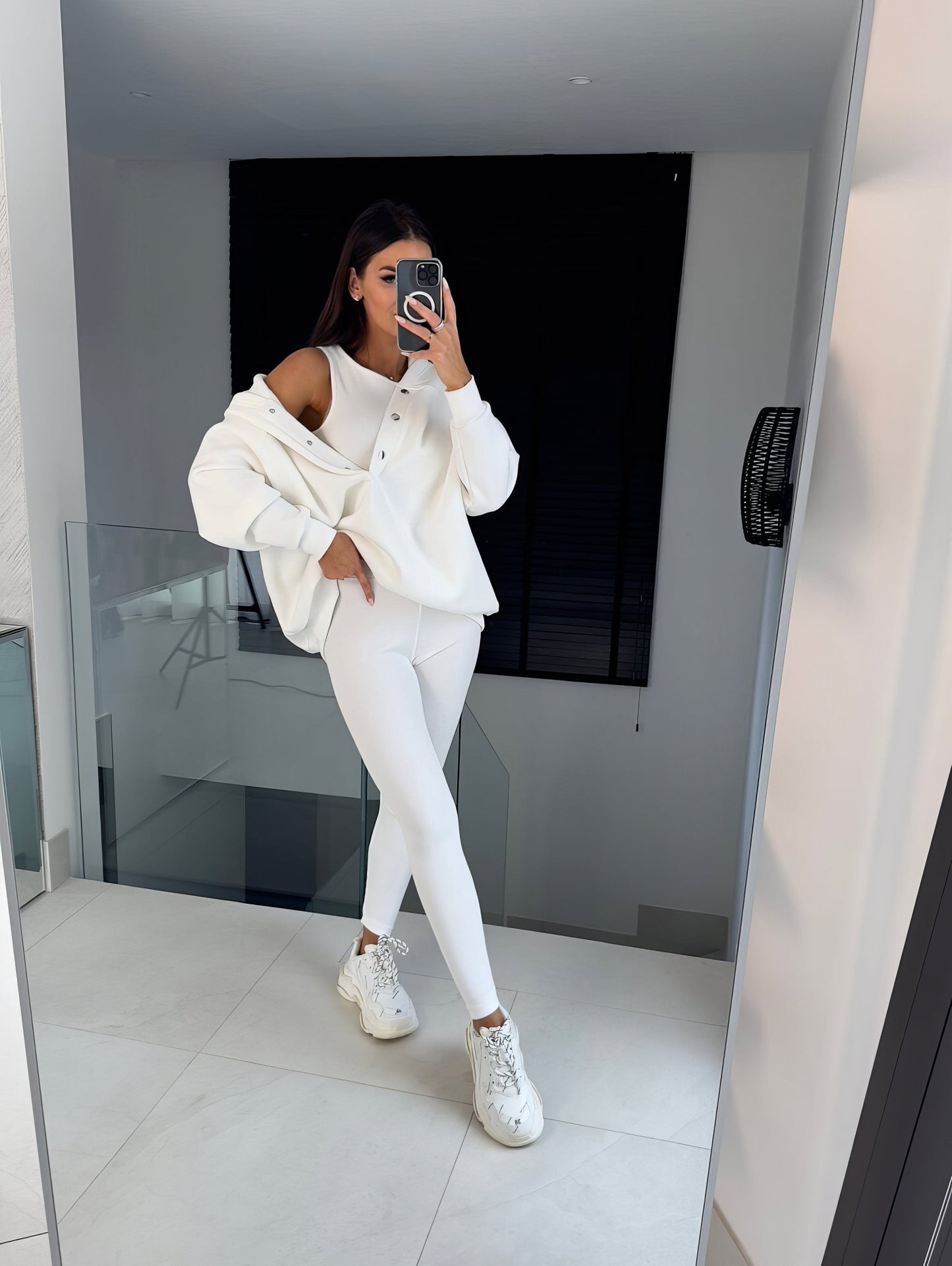 Lena – Damski Dres Dwuczęściowy z Bluzy Oversize i Legginsów