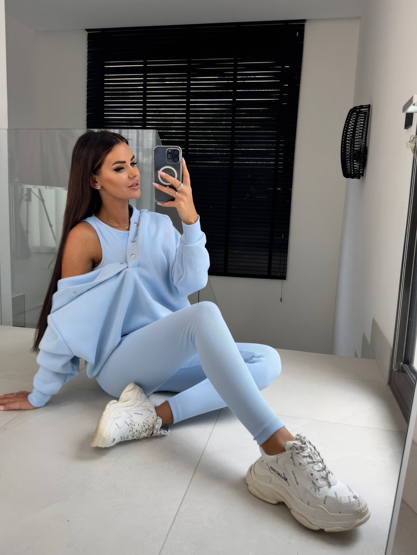 Lena – Damski Dres Dwuczęściowy z Bluzy Oversize i Legginsów