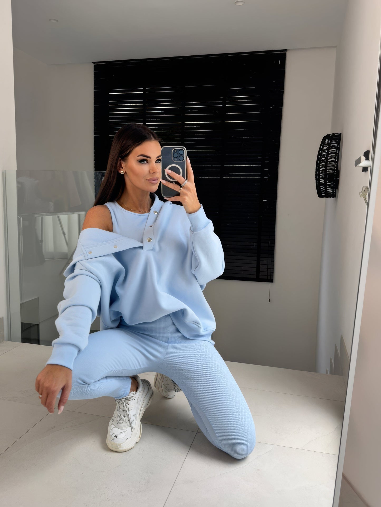 Lena – Damski Dres Dwuczęściowy z Bluzy Oversize i Legginsów