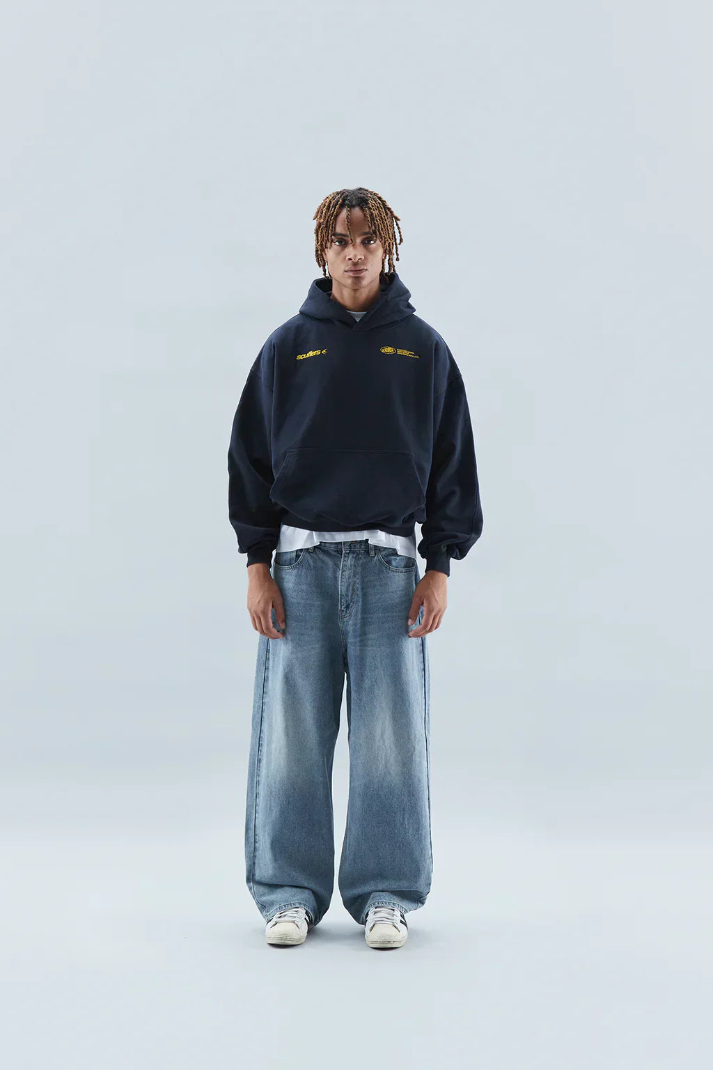 Maya - Bluza damska oversize z kapturem i kieszenią kangurką