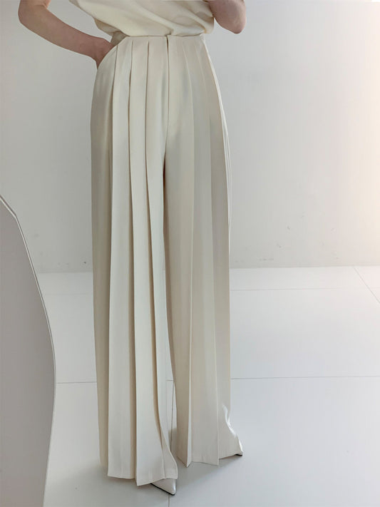 Nicole – Elegant High-Waisted Wide-Leg Pleated Trousers for Women - Image 1