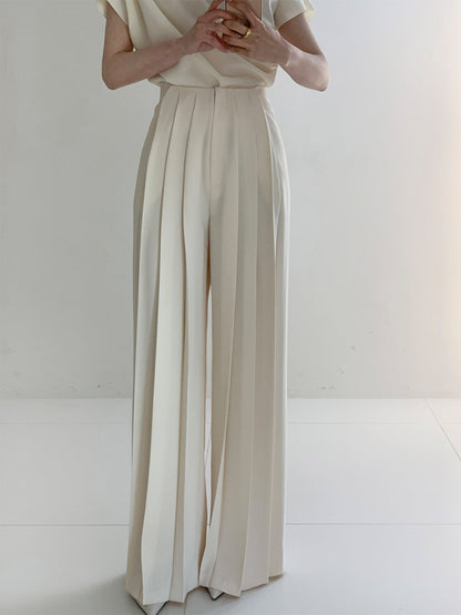 Nicole – Elegant High-Waisted Wide-Leg Pleated Trousers for Women - Image 5