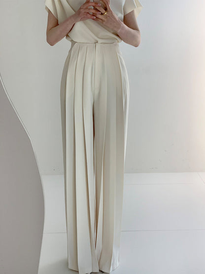 Nicole – Elegant High-Waisted Wide-Leg Pleated Trousers for Women - Image 6