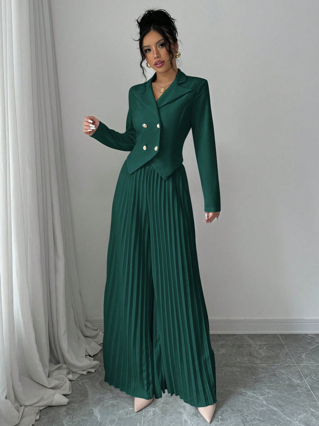 Melanie – Stylish Pleated Double-Breasted Jumpsuit - Image 8