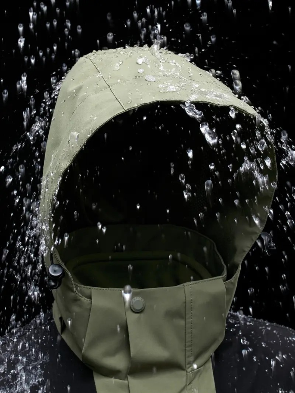 Noah – Funkcjonalna kurtka męska outdoorowa z kapturem i warstwową konstrukcją